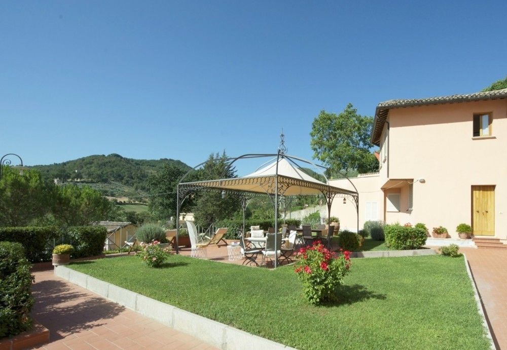 Albergo Villa Cristina 斯波莱托 外观 照片