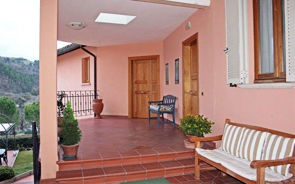Albergo Villa Cristina 斯波莱托 外观 照片
