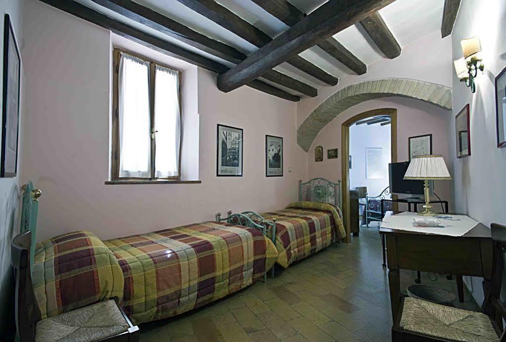 Albergo Villa Cristina 斯波莱托 外观 照片